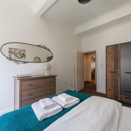 Spacious Comfy 2Br Flat Londra Exterior foto