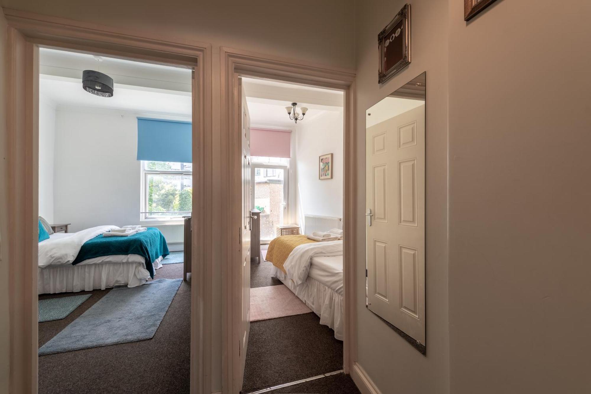 Spacious Comfy 2Br Flat Londra Exterior foto