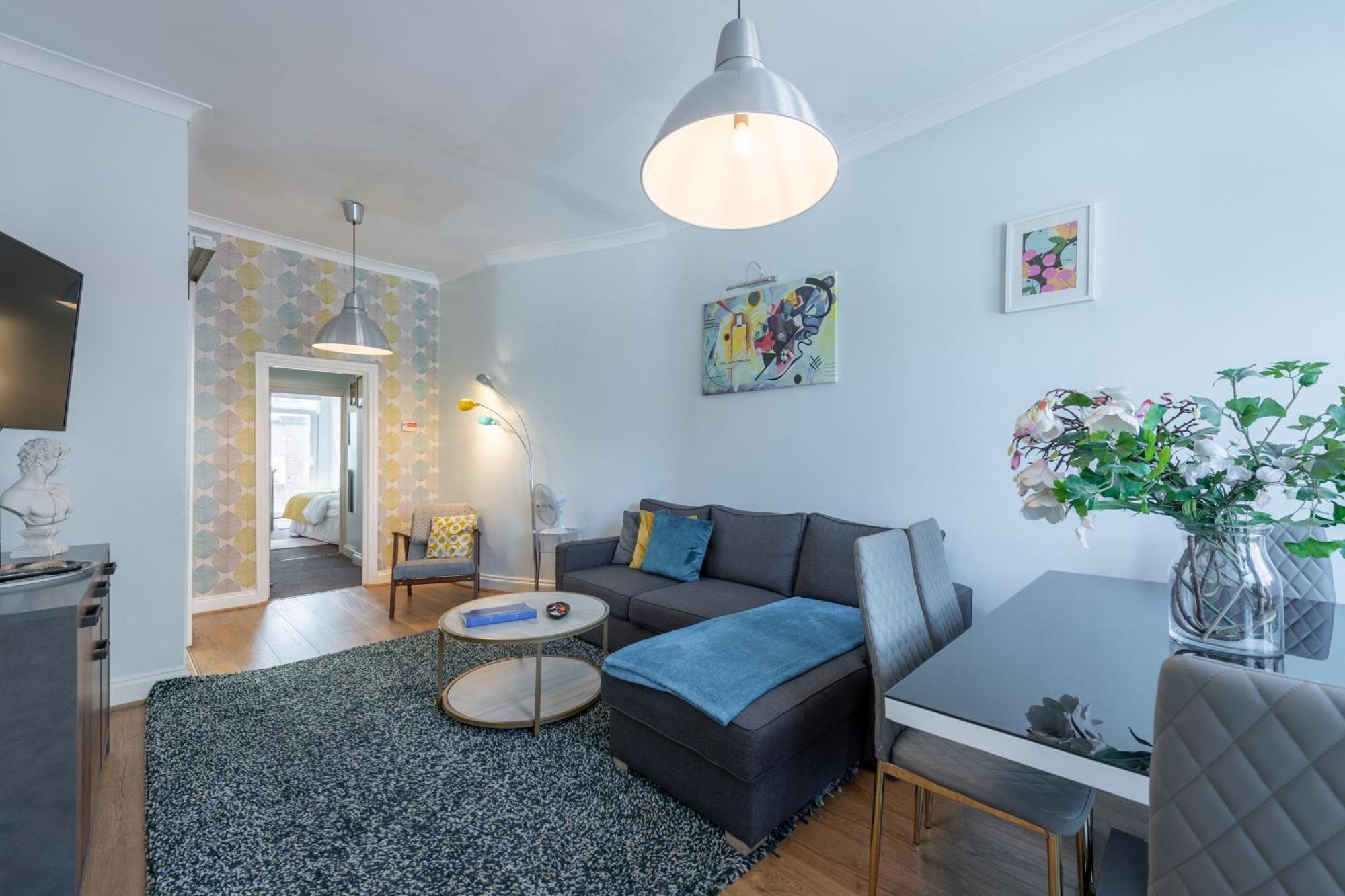Spacious Comfy 2Br Flat Londra Exterior foto