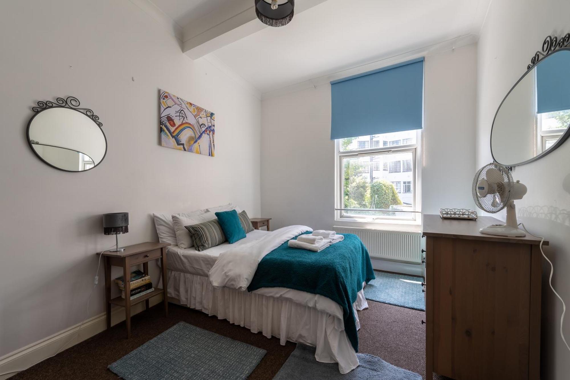 Spacious Comfy 2Br Flat Londra Exterior foto