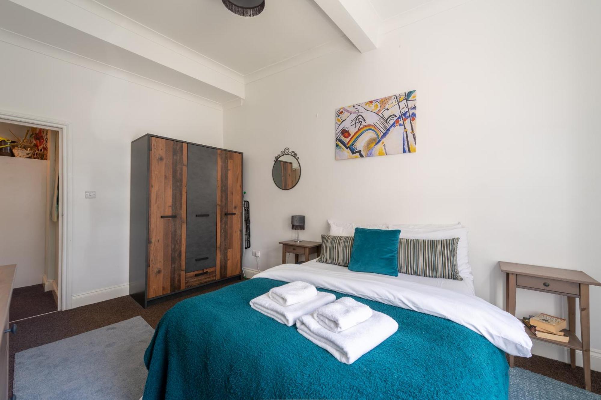 Spacious Comfy 2Br Flat Londra Exterior foto