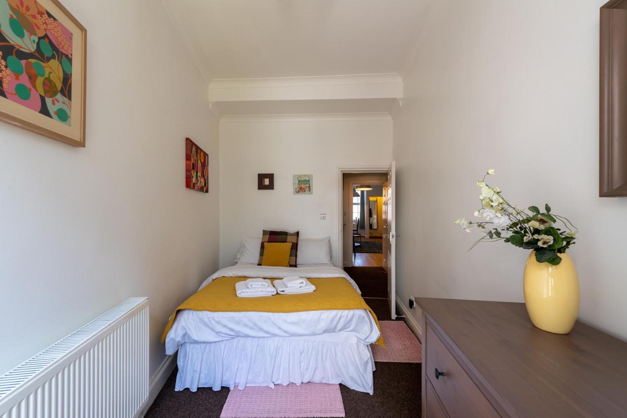 Spacious Comfy 2Br Flat Londra Exterior foto